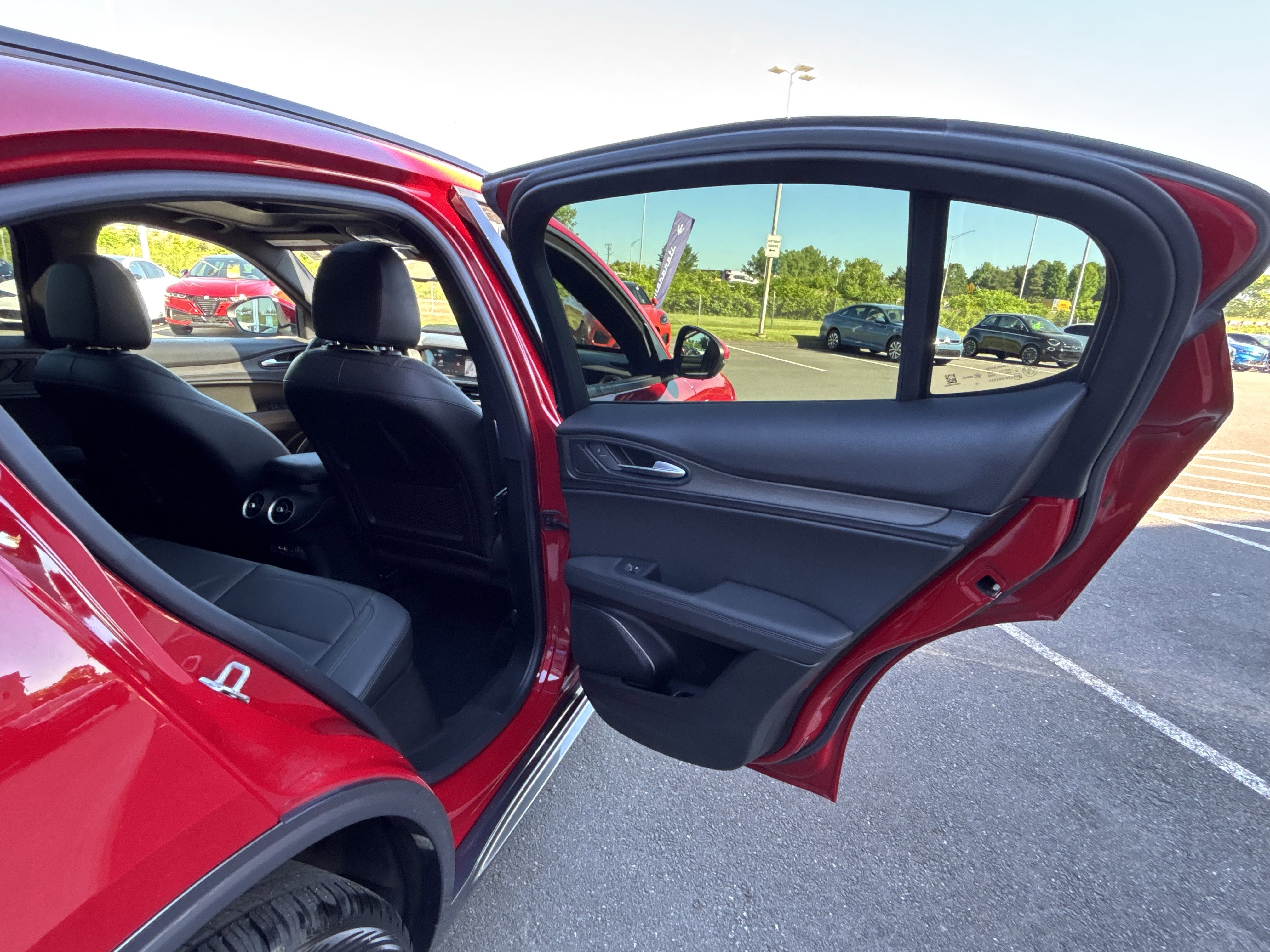 Used 2022 Alfa Romeo Stelvio Ti w/ Active Assist Plus Package AWD/4WD image 39