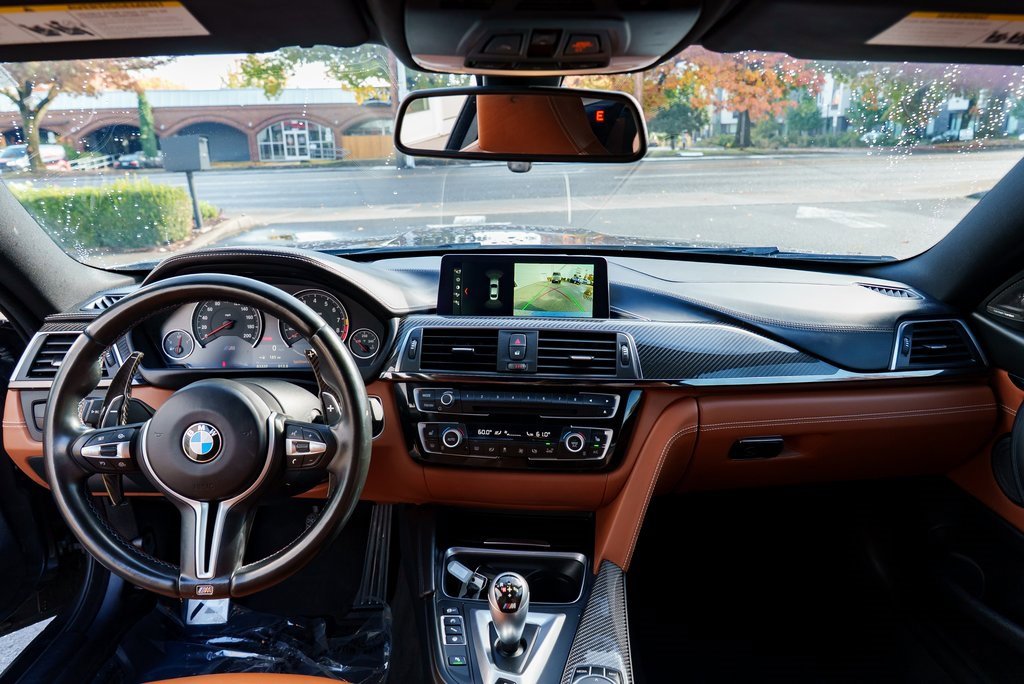 Used 2018 BMW M4 Coupe image 9
