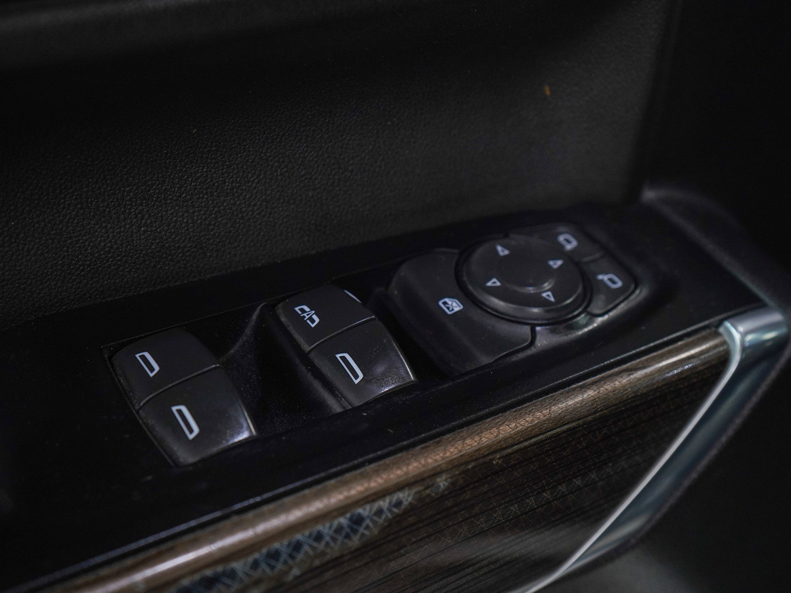 Used 2019 Chevrolet Silverado 1500 LT w/ Fleet Comfort Package AWD/4WD image 22