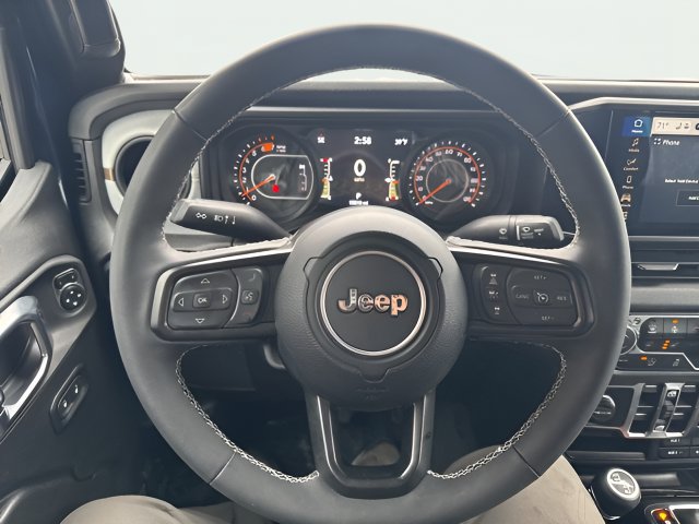 Used 2025 Jeep Wrangler Unlimited Sport AWD/4WD image 17