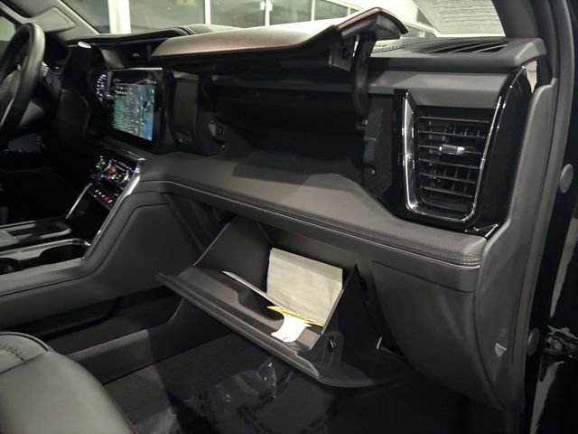 Used 2024 GMC Sierra 2500 Denali image 30