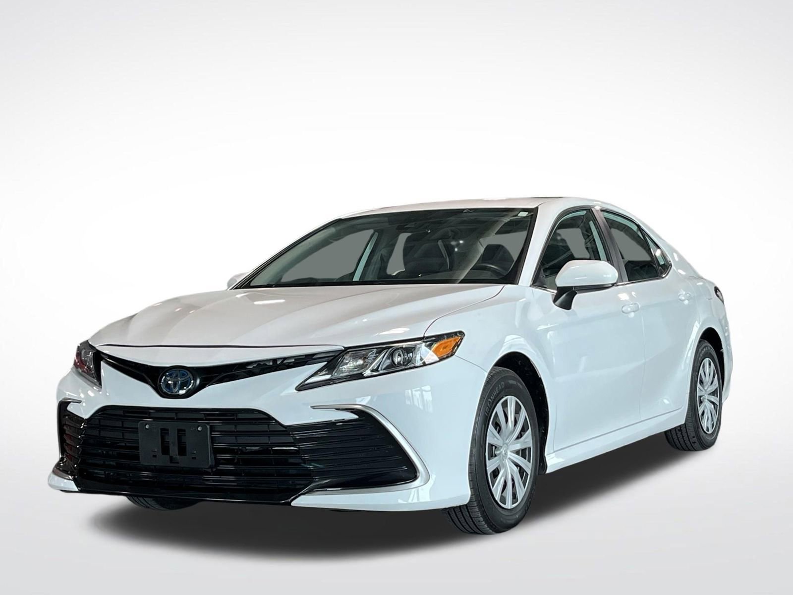 Used 2023 Toyota Camry LE FWD image 4
