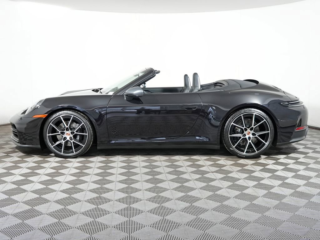 New 2026 Porsche 911 Carrera T image 2