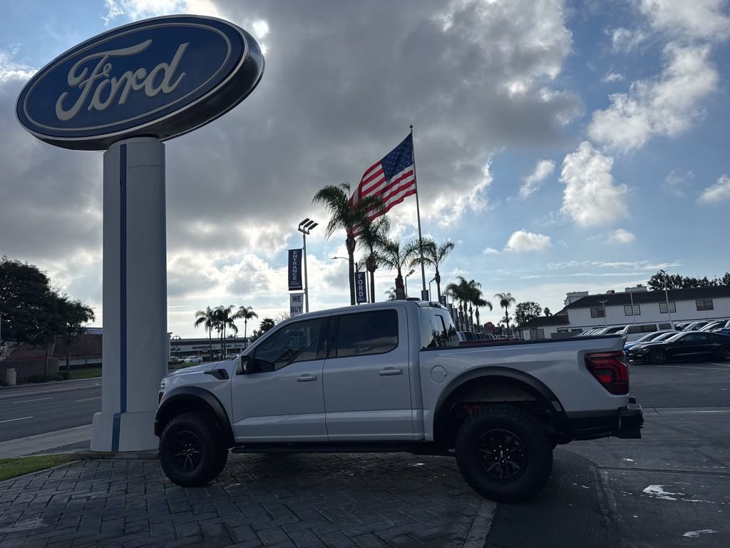 Used 2025 Ford F150 Raptor image 29