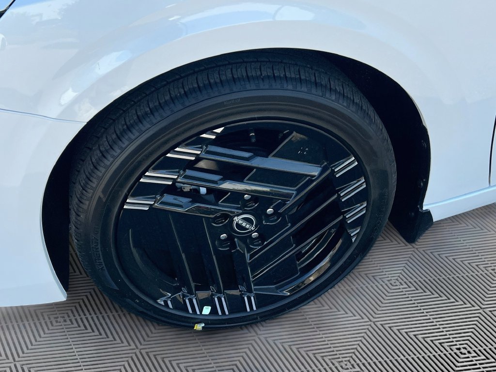New 2027 Nissan Sentra SR FWD image 28