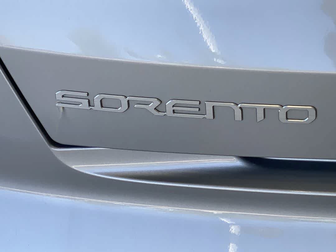 Used 2023 Kia Sorento SX Prestige w/ Panoramic Sunroof Package AWD/4WD image 11