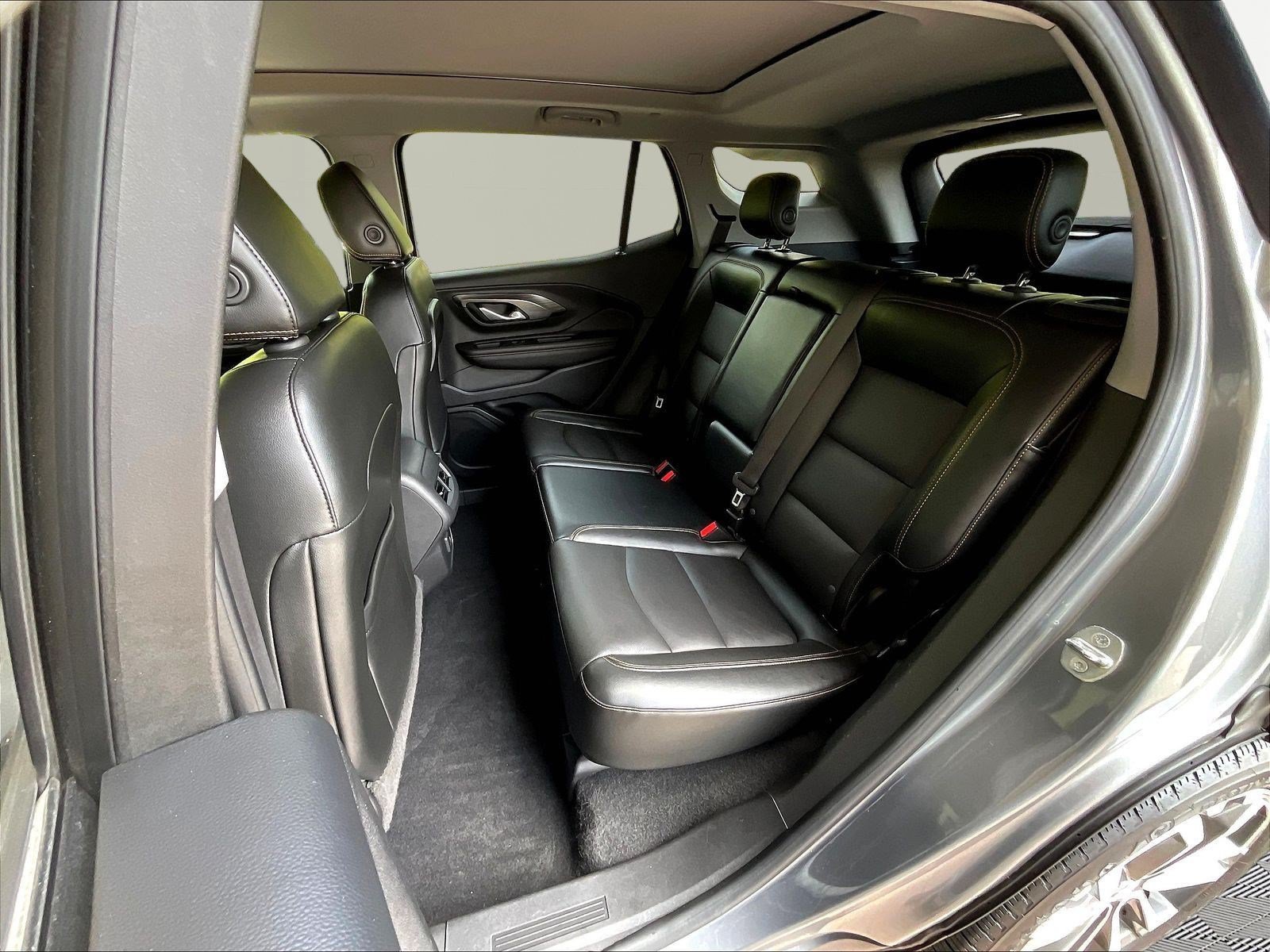 Used 2020 GMC Terrain SLT w/ Preferred Package FWD image 22