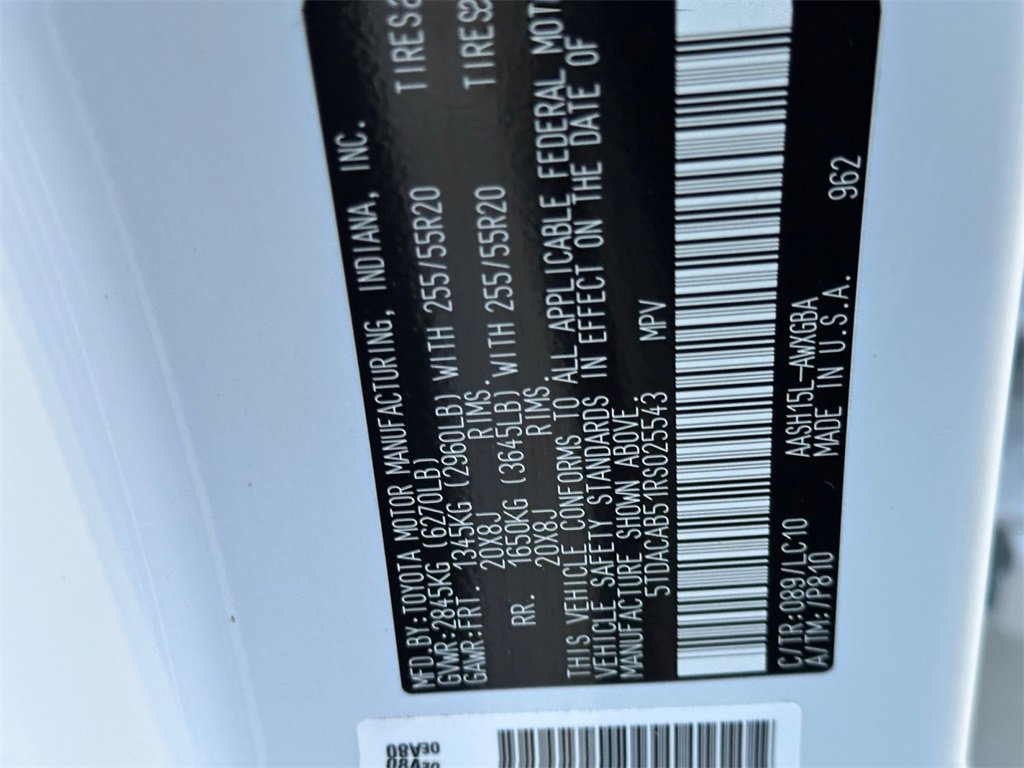 Used 2024 Toyota Grand Highlander Limited image 23