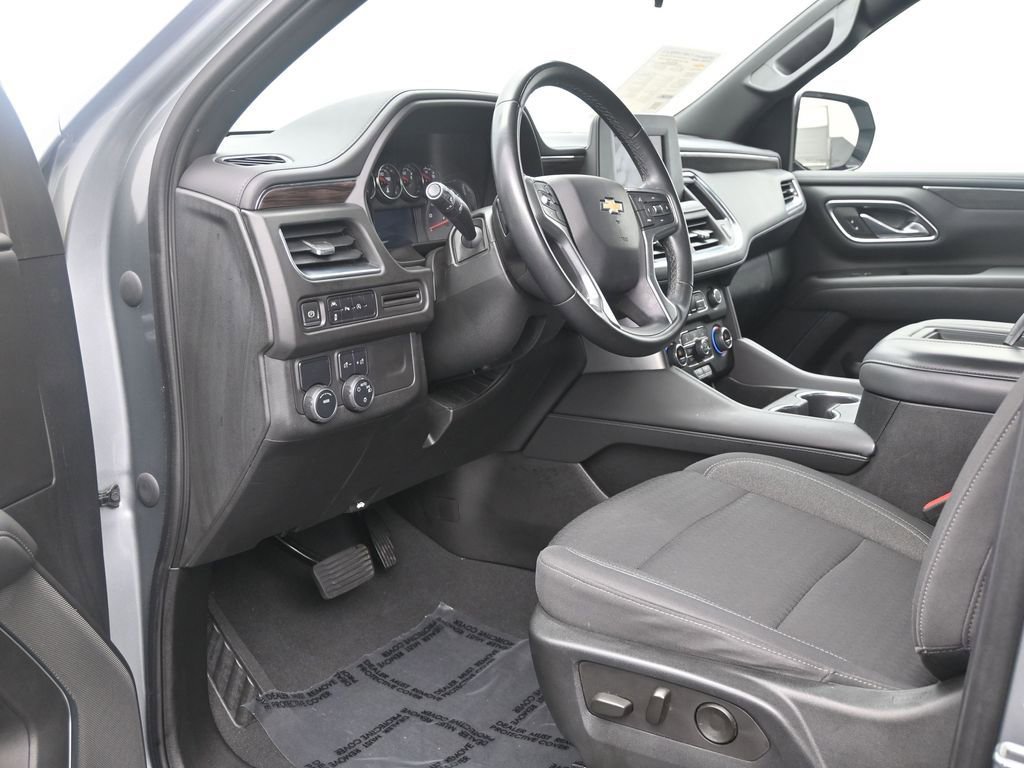Used 2023 Chevrolet Suburban LS image 14