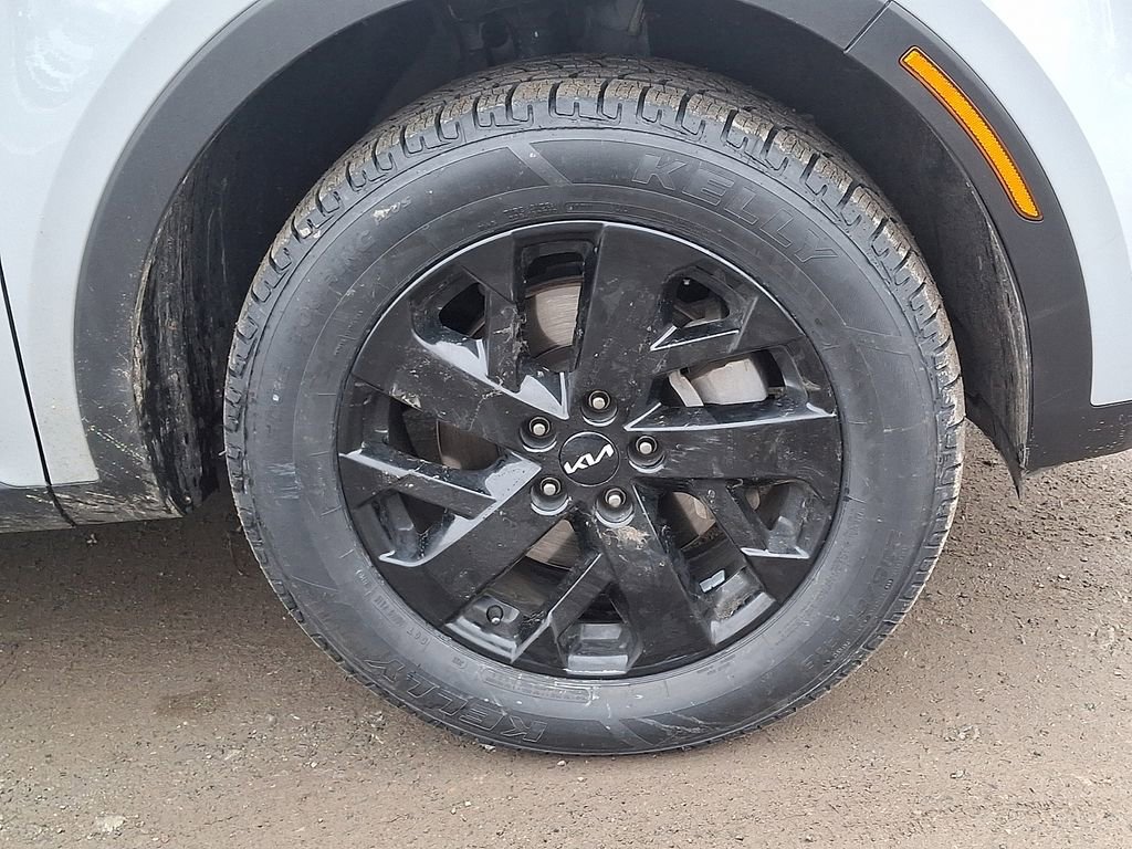 Used 2023 Kia Sorento S w/ Panoramic Sunroof Package image 33