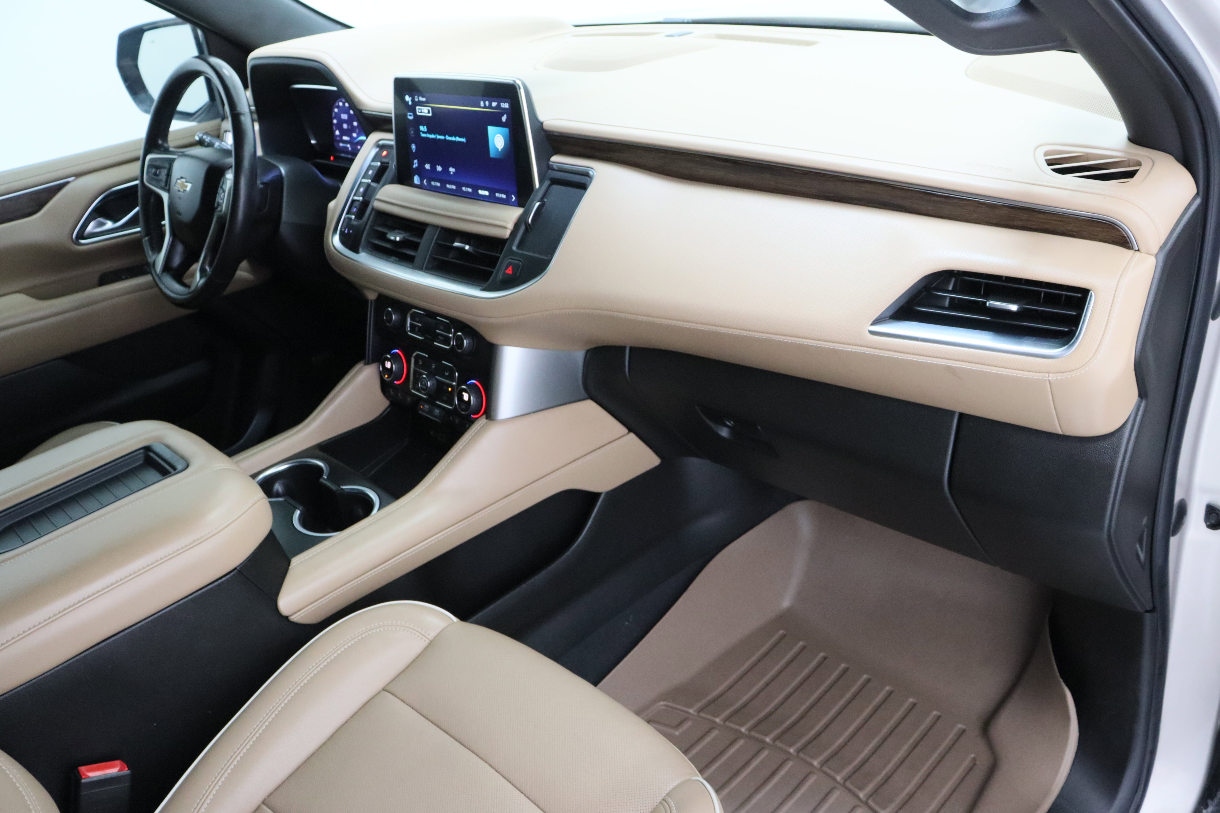 Used 2022 Chevrolet Tahoe Premier RWD image 42