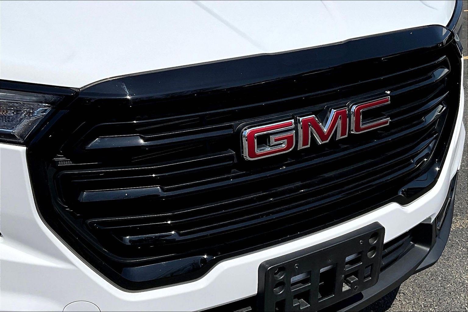 Used 2023 GMC Terrain SLE w/ Driver Convenience Package AWD/4WD image 24