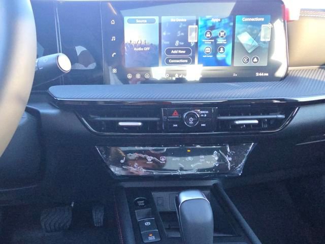 New 2026 Nissan Kicks SR w/ SR Premium Package image 17