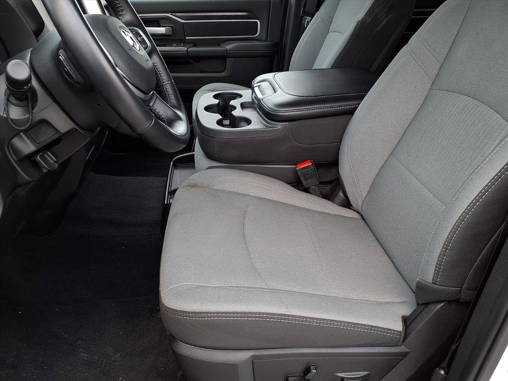 Used 2024 RAM 2500 Big Horn w/ Bed Utility Group image 3