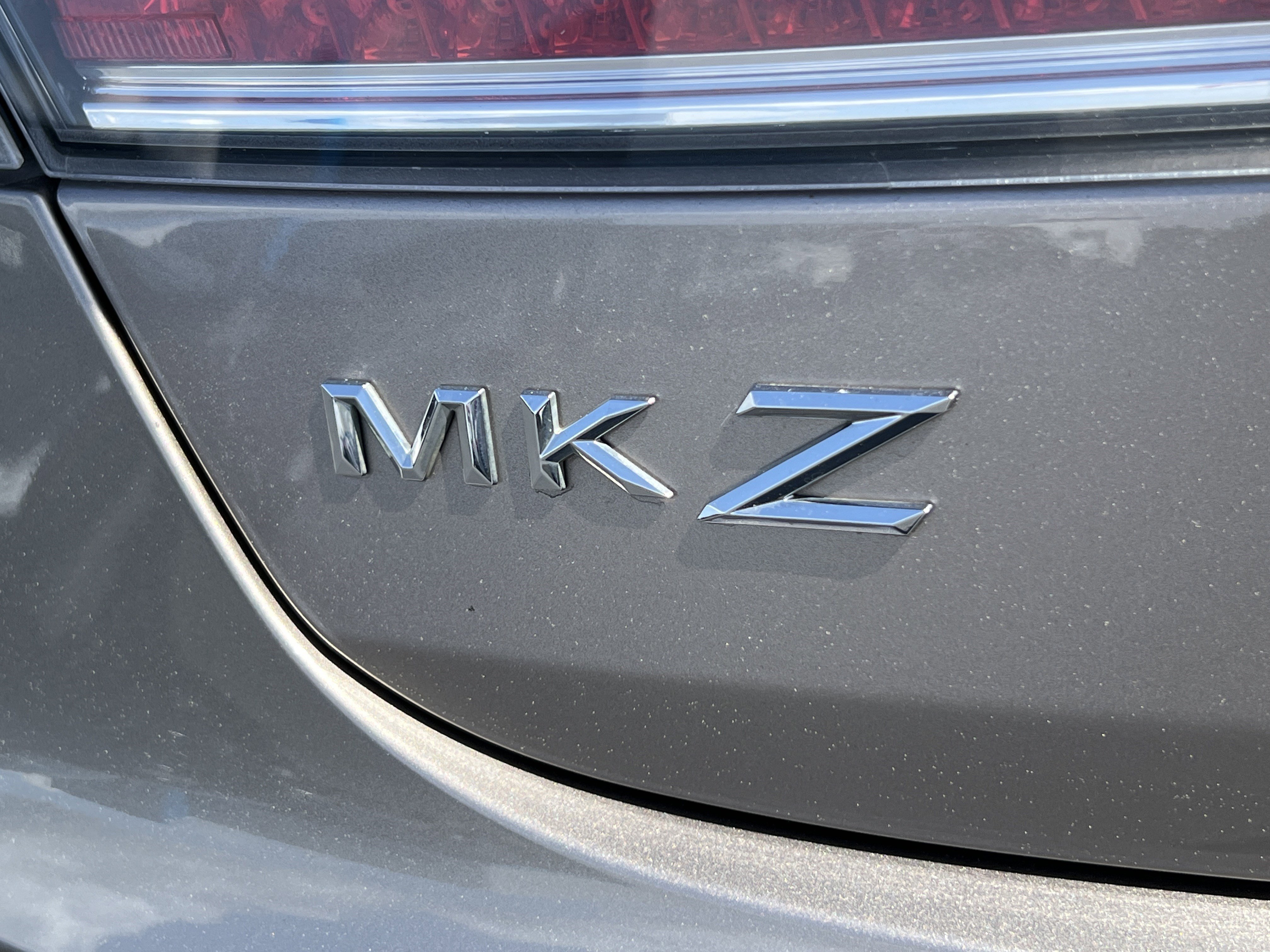 Used 2020 Lincoln MKZ Reserve w/ Luxury Package FWD image 9