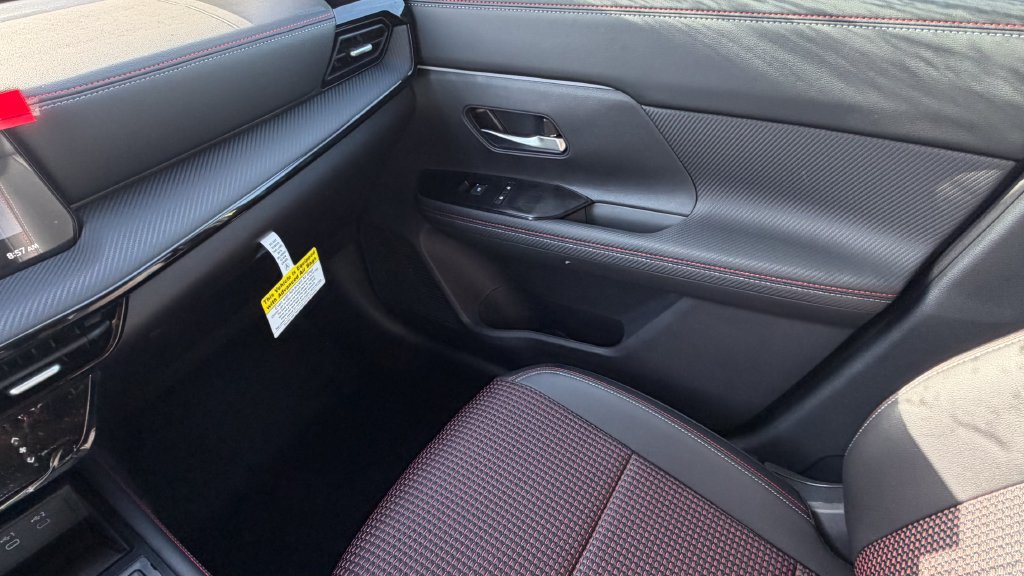 New 2026 Nissan Kicks SR FWD image 26