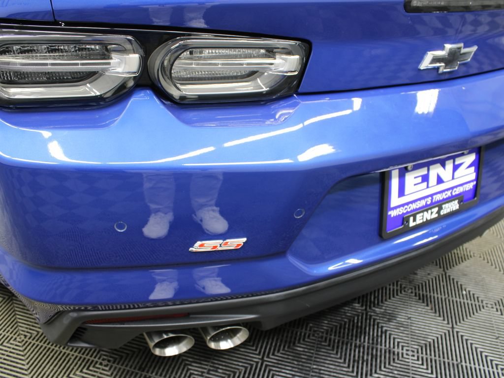Used 2021 Chevrolet Camaro SS w/ LPO, Camaro Logo Package RWD image 39