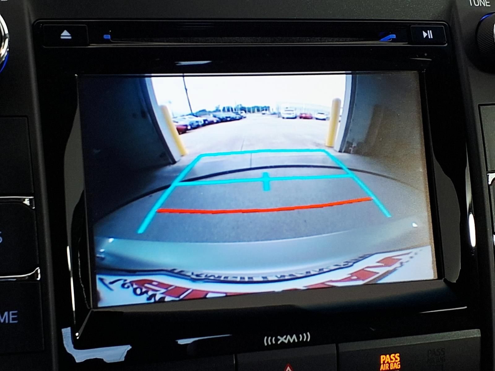 Used 2017 Toyota Camry XLE FWD image 25
