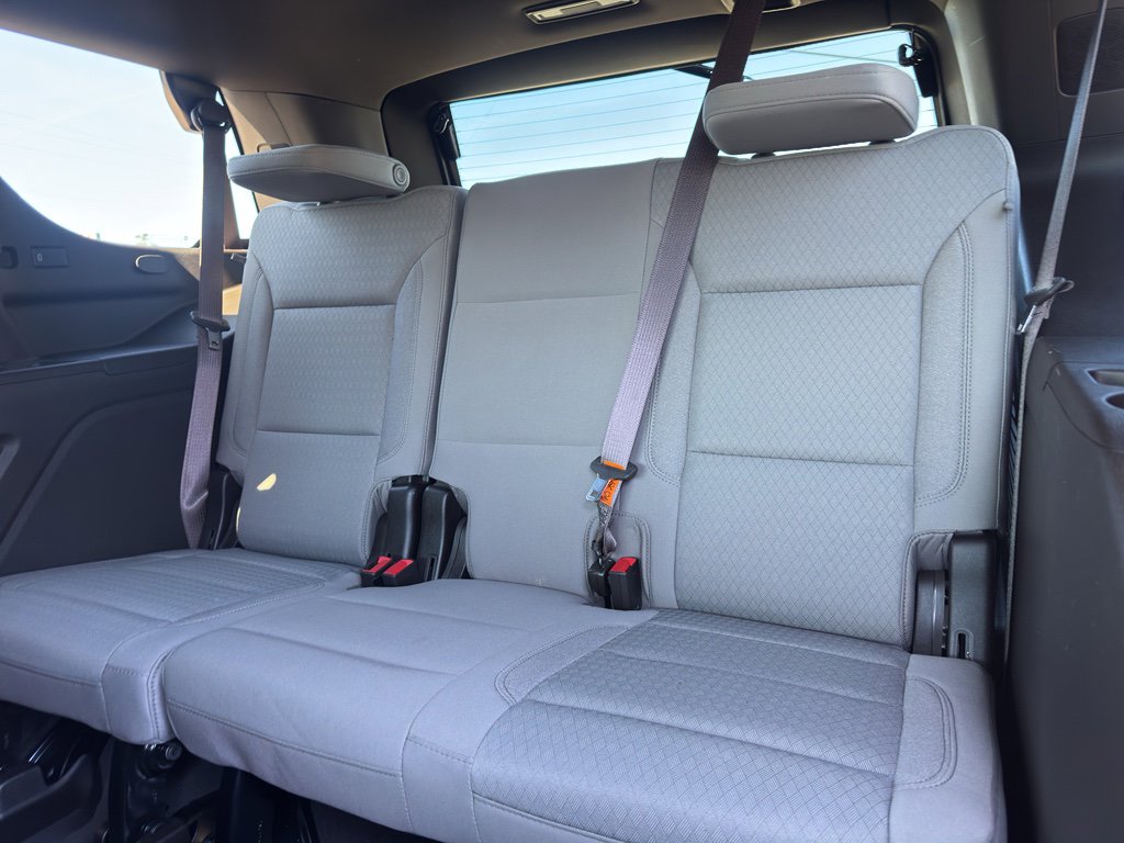 Used 2024 GMC Yukon SLE w/ Gmc Pro Safety Plus Package image 18