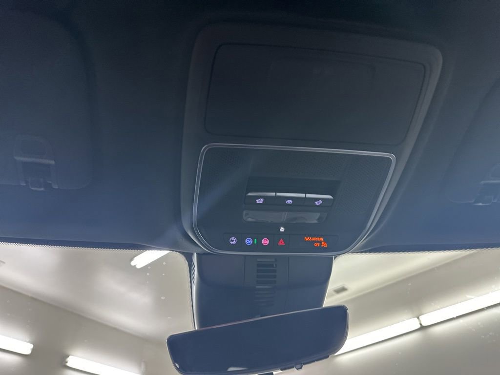 New 2026 Chevrolet Traverse High Country image 42