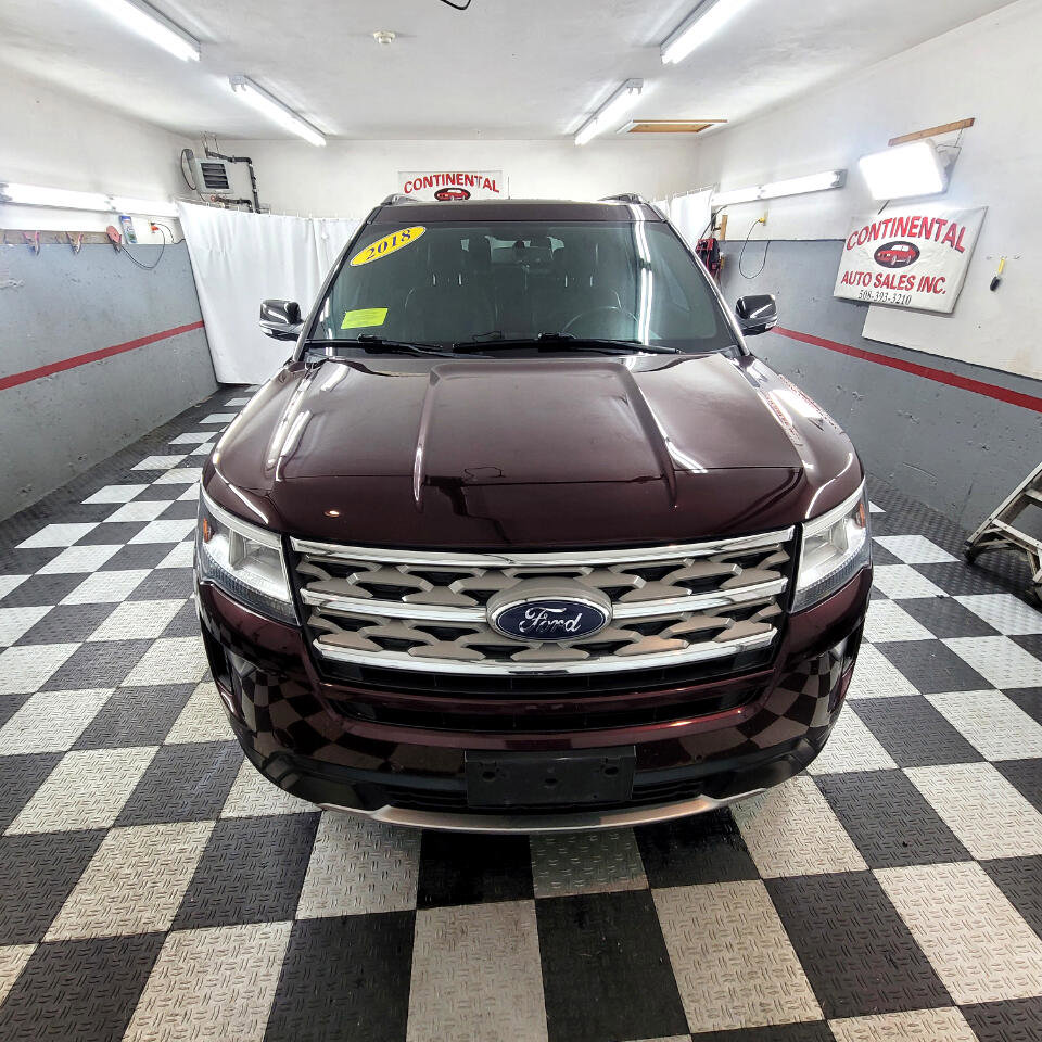 Used 2018 Ford Explorer XLT w/ Equipment Group 202A image 9