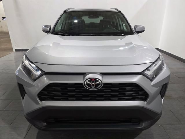 Used 2025 Toyota RAV4 XLE AWD/4WD image 8
