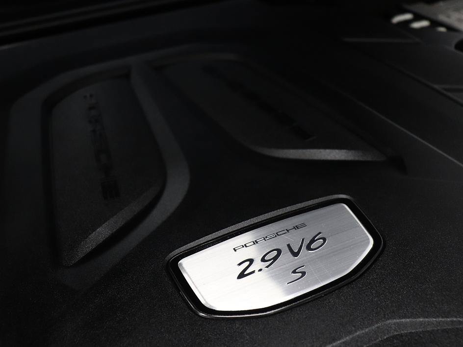Used 2019 Porsche Cayenne S AWD/4WD image 52