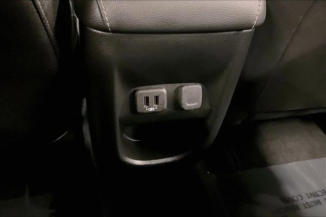 Used 2022 GMC Canyon Elevation image 31