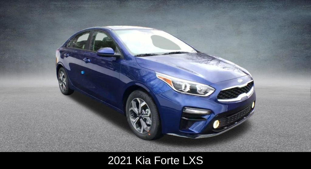 Used 2021 Kia Forte LXS FWD image 2