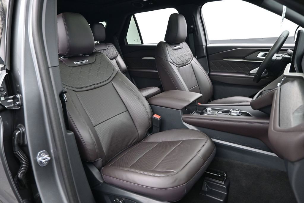 New 2027 Ford Explorer Platinum w/ LUX Leather Package AWD/4WD image 23