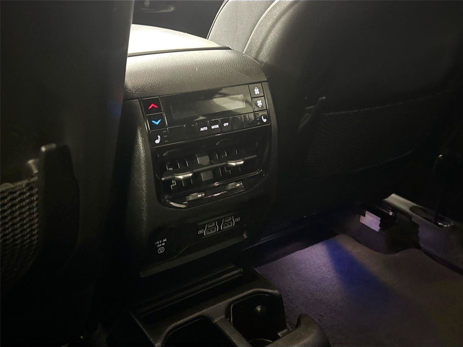 Used 2022 Jeep Grand Cherokee L Overland w/ MOPAR Finishing Package AWD/4WD image 31