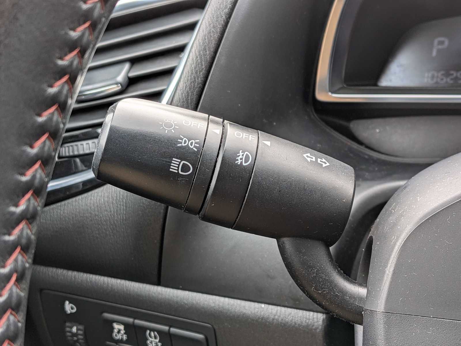 Used 2014 MAZDA MAZDA3 s Touring image 22