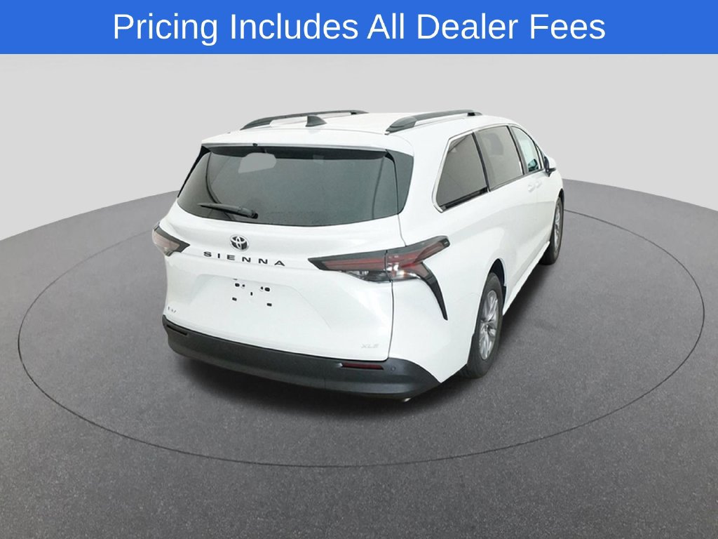 New 2026 Toyota Sienna XLE FWD image 8