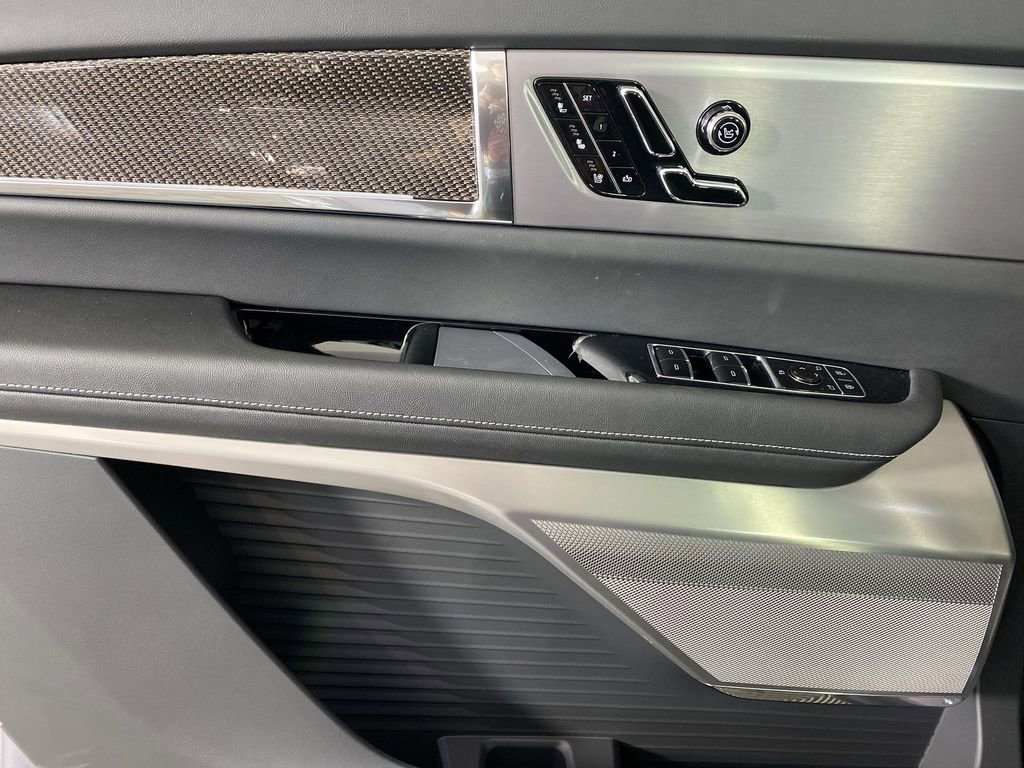 New 2026 Cadillac Vistiq Luxury image 21