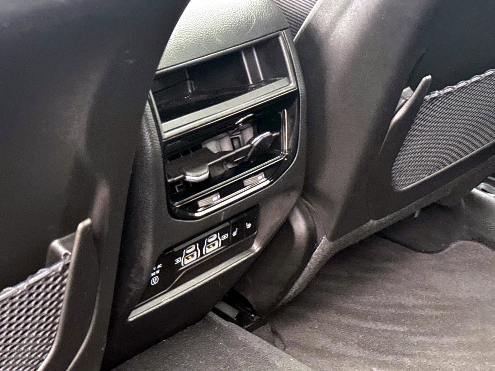 Used 2023 Jeep Grand Cherokee 30th Anniversary image 9