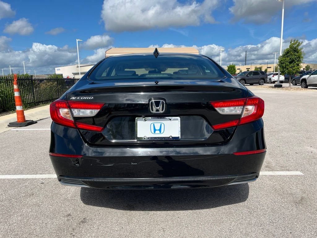 Certified 2019 Honda Accord EX image 5