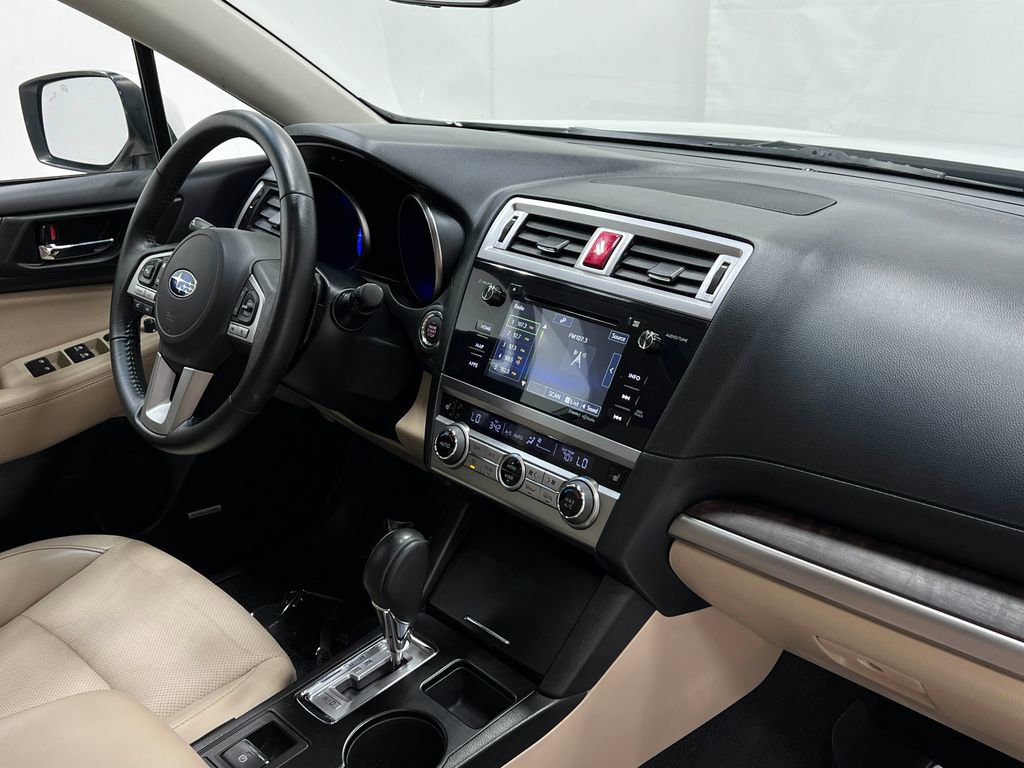 Used 2017 Subaru Outback 2.5i Limited image 22