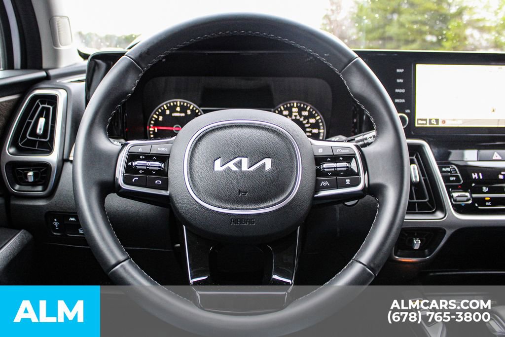 Used 2023 Kia Sorento EX image 27