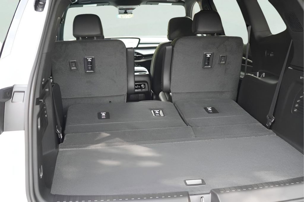 New 2026 Buick Enclave Avenir w/ Super Cruise Package image 32