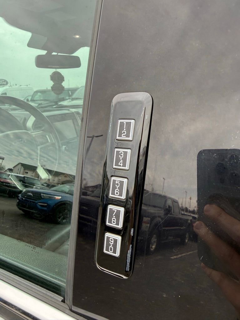 Used 2020 Ford F150 Platinum w/ Equipment Group 701A Luxury image 21