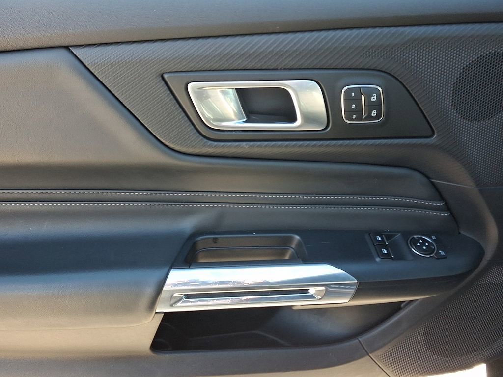 Used 2024 Ford Mustang GT Premium image 12