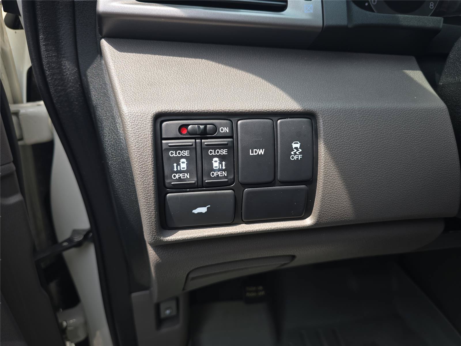 Used 2016 Honda Odyssey EX-L image 24
