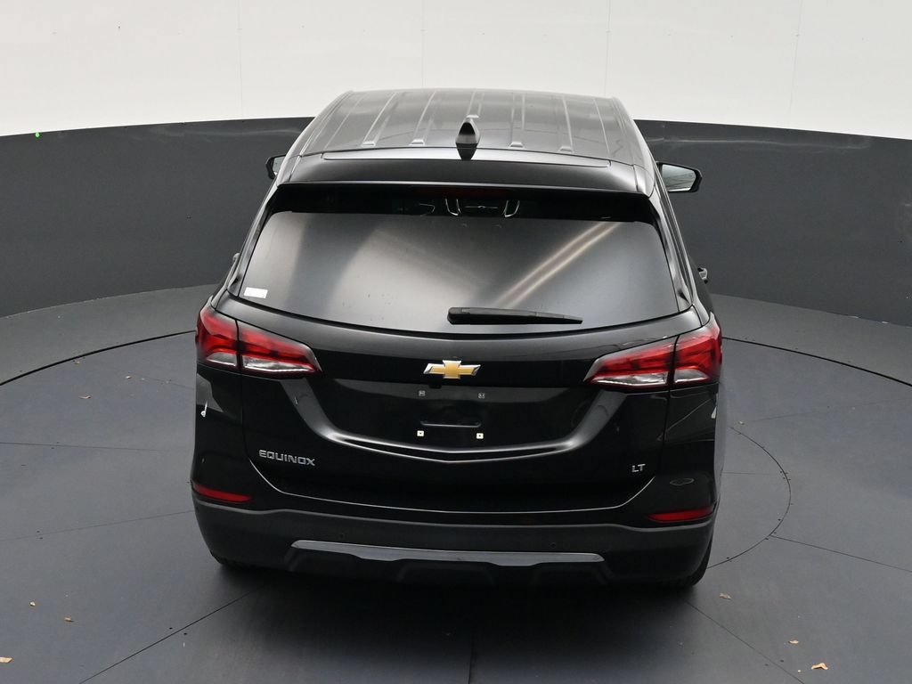 Used 2024 Chevrolet Equinox LT FWD image 16