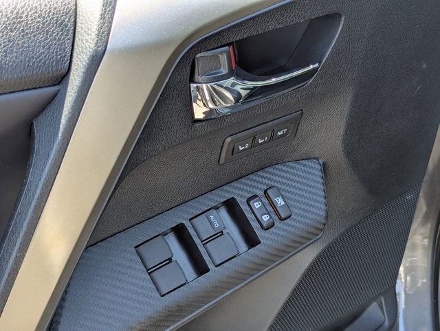 Used 2013 Toyota RAV4 Limited AWD/4WD image 11