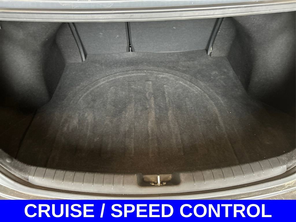 Used 2017 Hyundai Elantra Value Edition image 11