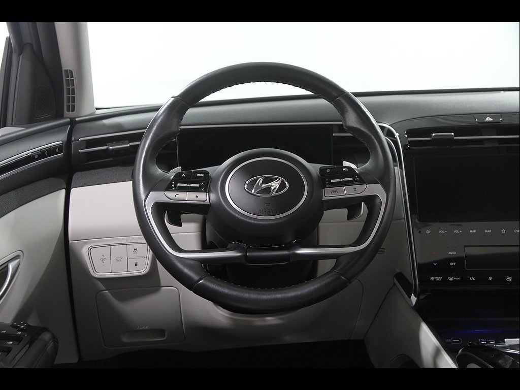 Certified 2024 Hyundai Tucson Limited AWD/4WD image 7