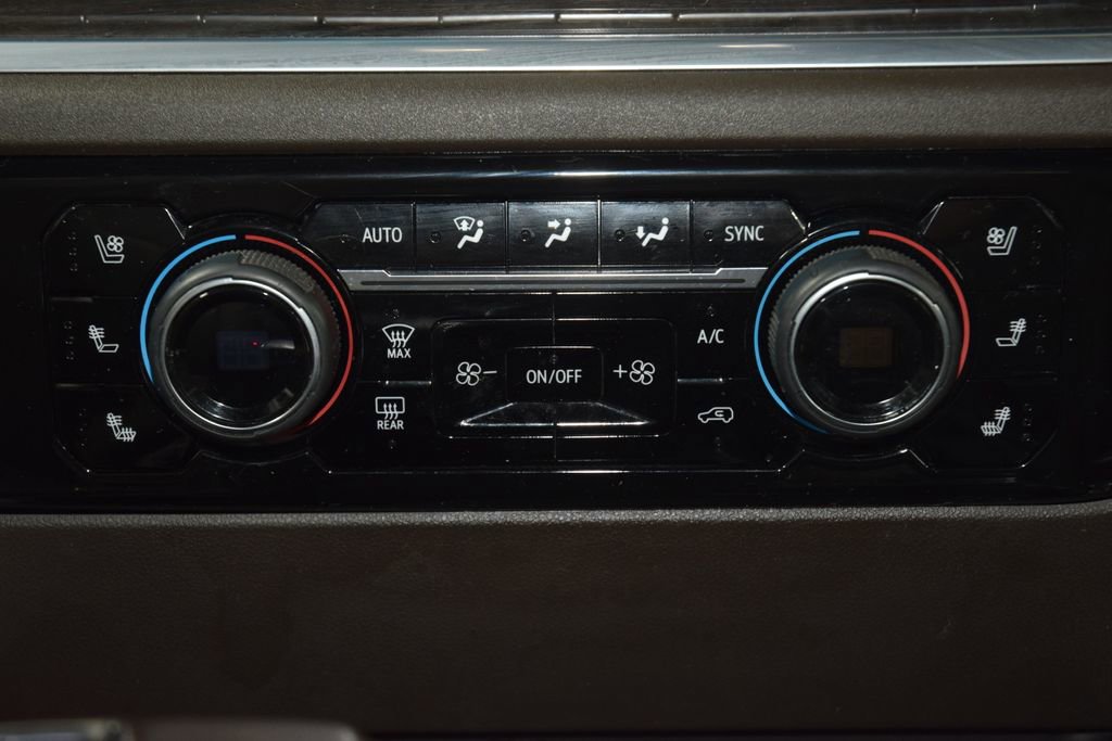 Used 2022 Chevrolet Silverado 1500 LTZ w/ Technology Package image 35