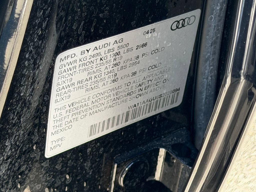 Used 2025 Audi Q5 Premium w/ Convenience Package AWD/4WD image 30