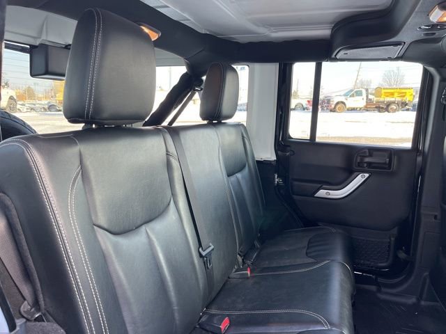 Used 2017 Jeep Wrangler Unlimited Sahara w/ Dual Top Group image 23
