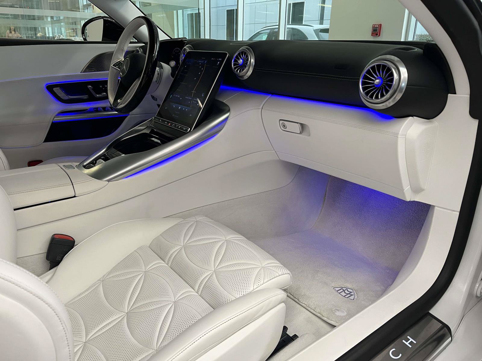 Certified 2026 Mercedes-Benz Maybach SL 680 image 59